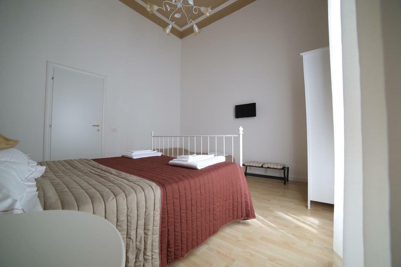 Antichi Soffitti Bed and Breakfast Catánia Buitenkant foto